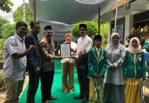 Dua Guru Besar Luncurkan Alamtara Islamic School di Bima